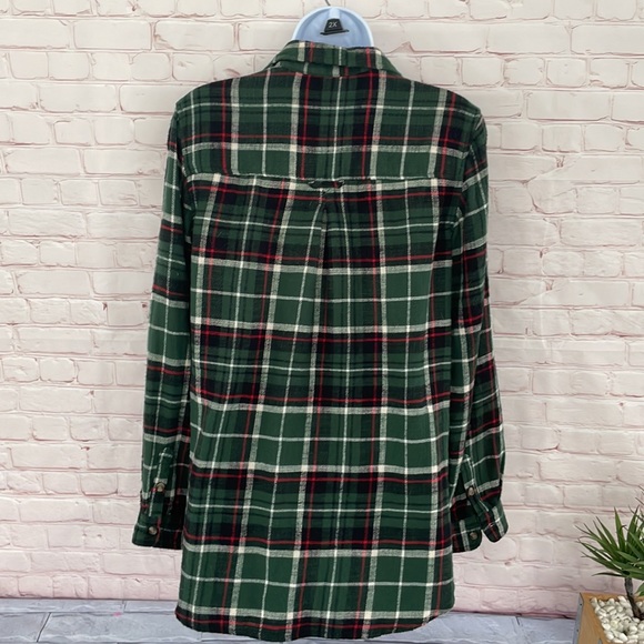 American Eagle  AHH-MAZINGLY SOFT Boyfriend fit plaid flannel SZ small Petite - Picture 6 of 6